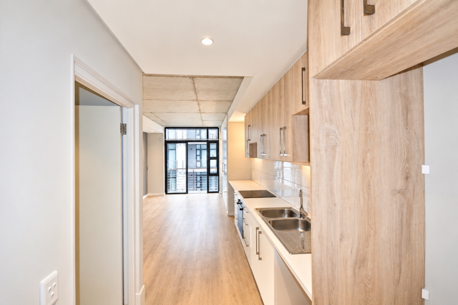 To Let 1 Bedroom Property for Rent in Woodstock Western Cape